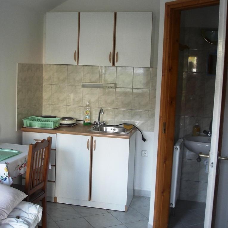 Petra Apartmanok Велем Екстер'єр фото