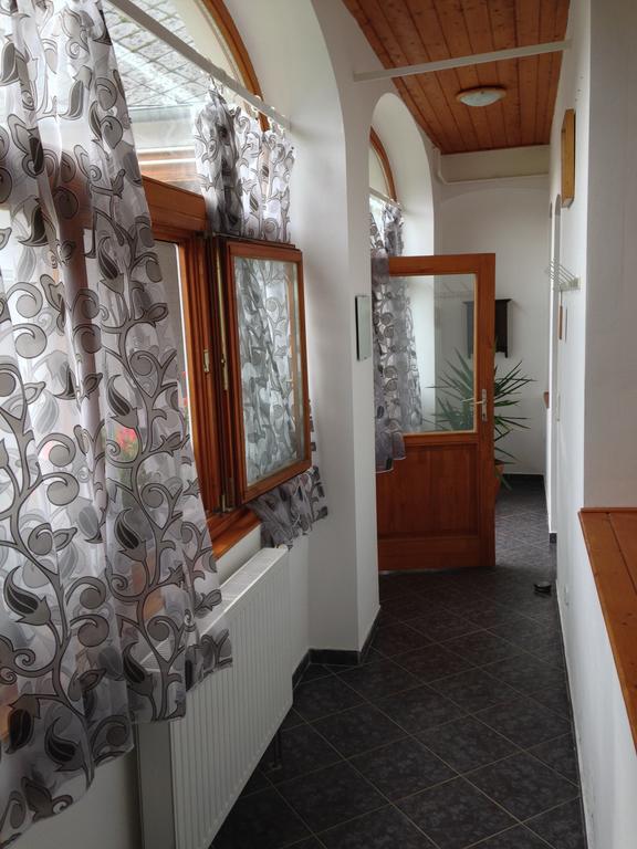 Petra Apartmanok Велем Номер фото