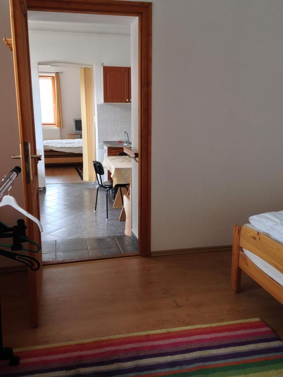 Petra Apartmanok Велем Номер фото
