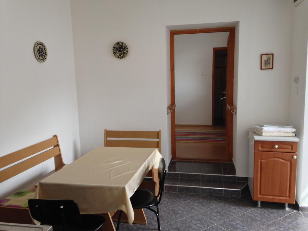 Petra Apartmanok Велем Номер фото
